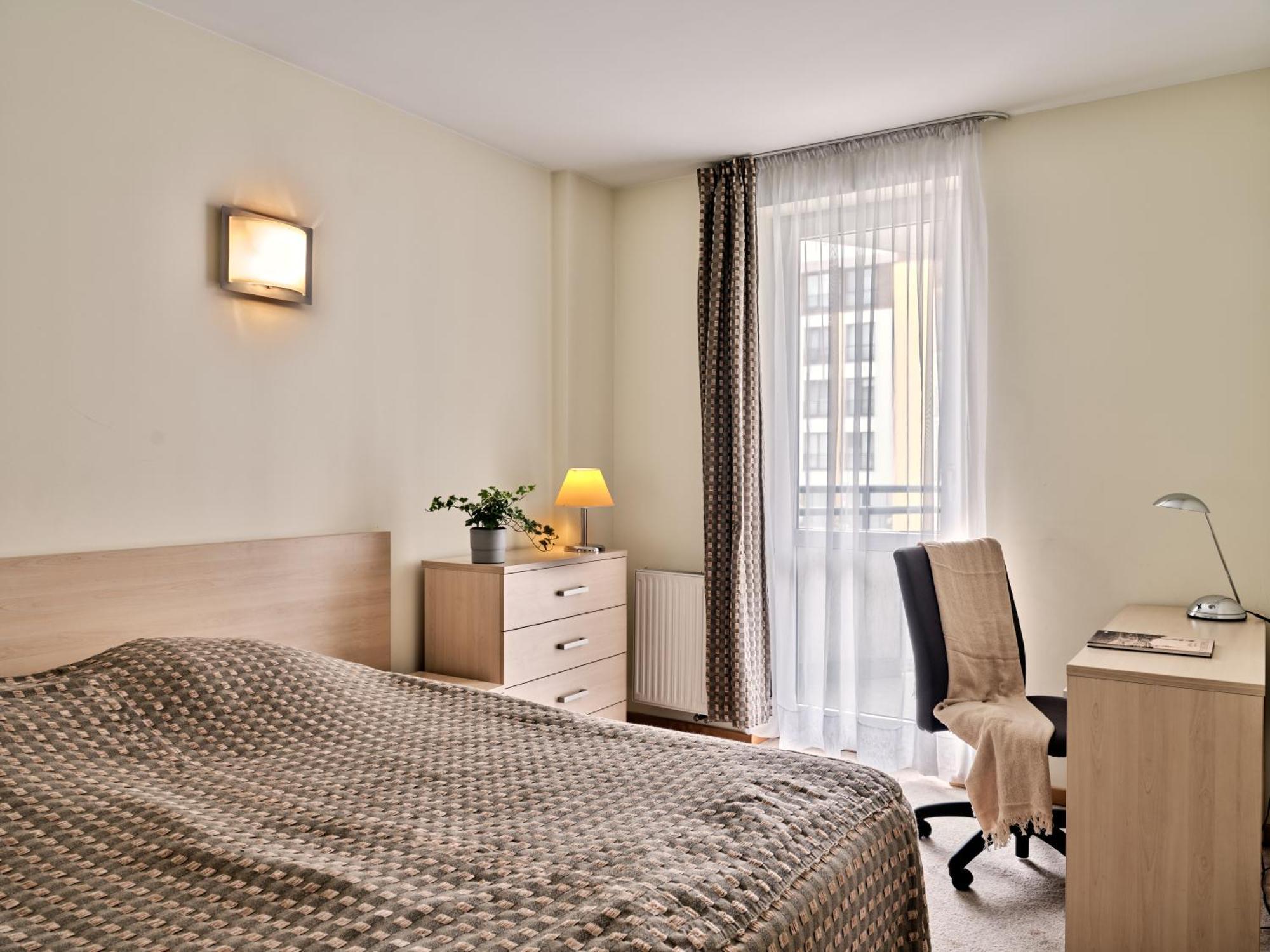 Apartamenty Media Park Варшава Экстерьер фото