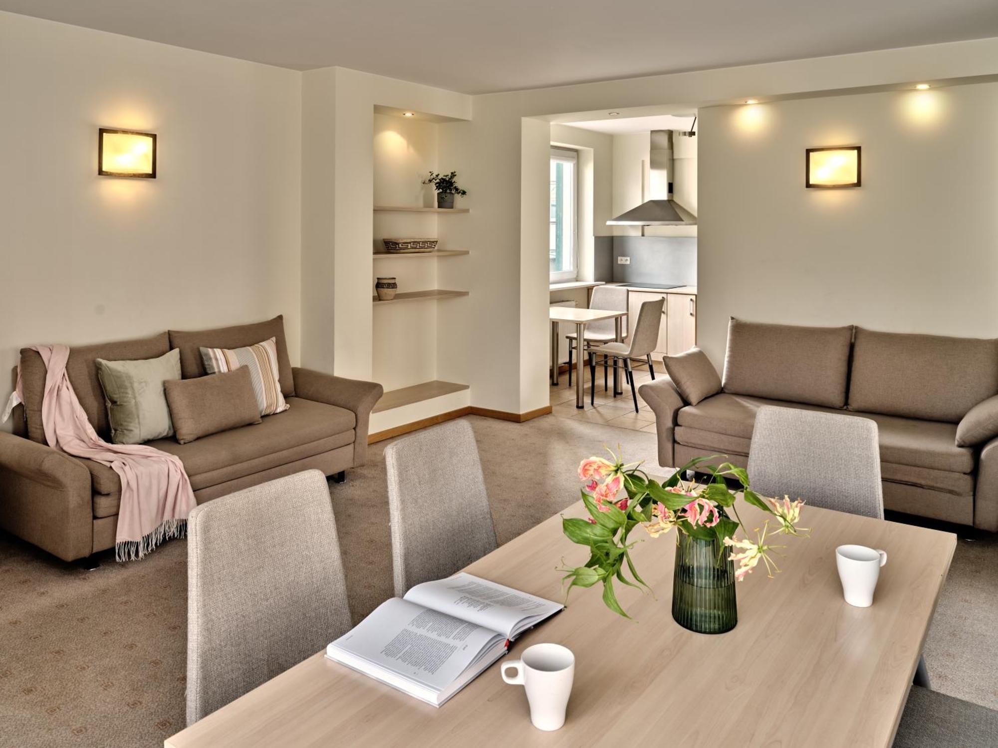 Apartamenty Media Park Варшава Экстерьер фото