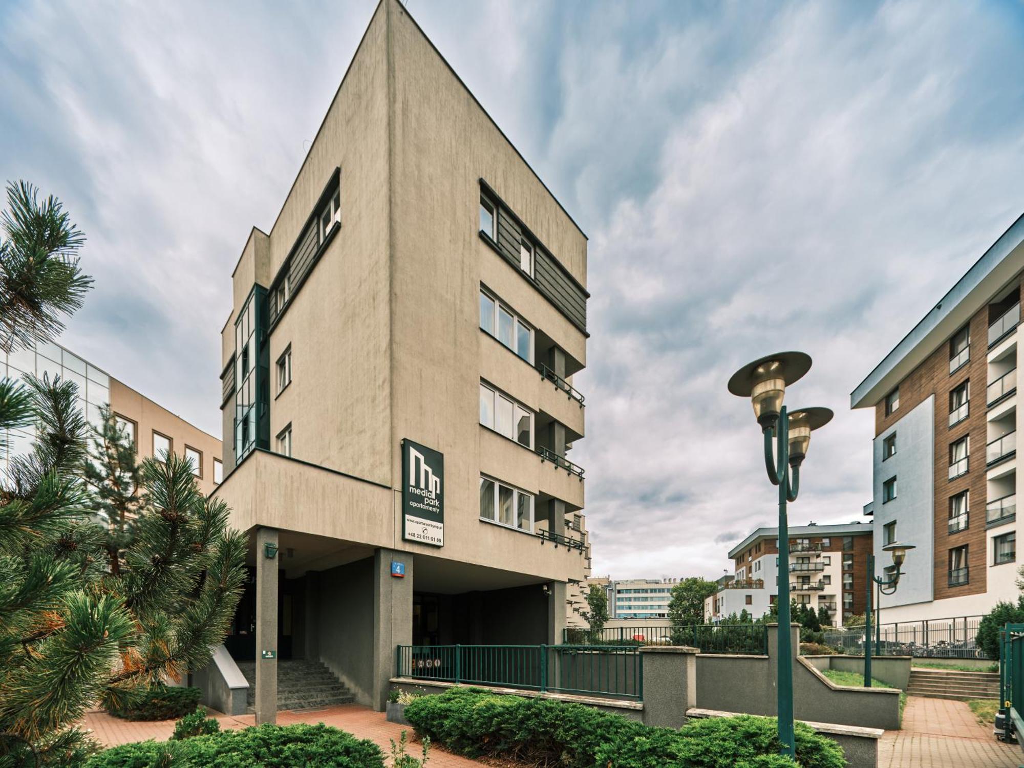 Apartamenty Media Park Варшава Экстерьер фото